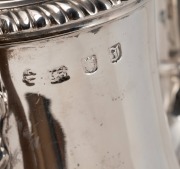 A George III antique English sterling silver pear shaped coffee pot with carved fruitwood handle, made in London, circa 1764, ​​​​​​​27.5cm high, 779 grams total including handle. - 2