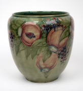 MOORCROFT early "Pomegranate" pattern pottery jardiniere on rare celadon green ground, signed "Moorcroft", 25cm high. - 2