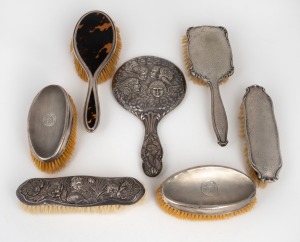 121 · Assorted antique and vintage silver mounted vanity mirrors and brushes, 19th/20th century, (6 items).
