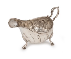 An antique Irish silver sauce boat, made in Dublin, 18th century, 10cm high, 16cm wide, 153 grams.