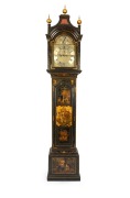 A George III London longcase clock with chinoiserie decoration on blue ground adorned with romantic scene vignettes. Attractive pagoda hood with central sound fret to the pediment decorated with gilt gesso spires and finials. Break arch dial with applied 