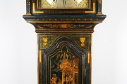A George III London longcase clock with chinoiserie decoration on blue ground adorned with romantic scene vignettes. Attractive pagoda hood with central sound fret to the pediment decorated with gilt gesso spires and finials. Break arch dial with applied - 4