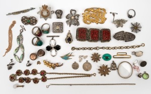 400 · Assorted vintage costume jewellery, including silver and marcasite, Bohemian and Chinese etc., mixed vintages, (qty).