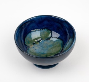 MOORCROFT "Moonlit Blue" rare miniature pottery salt cellar, impressed "Moorcroft", 3cm high, 5.5cm wide.