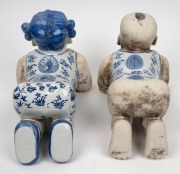 A pair of reproduction Chinese blue and white figural porcelain headrests, 20th century, 22cm high, 32cm long. - 3