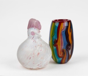 An art glass chicken ornament, most likely Kosta Boda; together with a red art glass vase with swirling decoration, (2 items), 19cm and 18cm high.