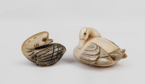 284 · Two Japanese carved ivory bird netsuke, early to mid 20th century, the larger 3cm high, 4.5cm wide.