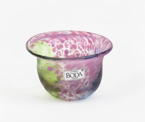 BODA Swedish art glass pinch bowl, engraved factory mark to base, ​​​​​​​4cm high, 6cm diameter.