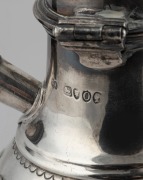 An antique English sterling silver coffee pot with ebony handle, made in London, circa 1889, ​​​​​​​14.5cm high, 220 grams total including handle. - 2