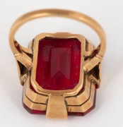An antique 14ct gold and red stone ring, early 20th century, ​​​​​​​7.1 grams. - 2