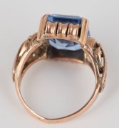 A 14ct rose gold and blue stone ring, early 20th century, ​​​​​​​5.2 grams. - 2