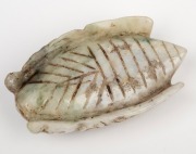 An antique Chinese carved jade cicada, Qing Dynasty, 18th/19th century, ​​​​​​​8cm long. - 3