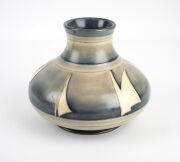 MOORCROFT "Yacht" pattern pottery vase with salt glazed finish, impressed signature mark to base "Moorcroft, Potter To H.M. The Queen, Made In England", ​​​​​​​14.5cm high. - 3