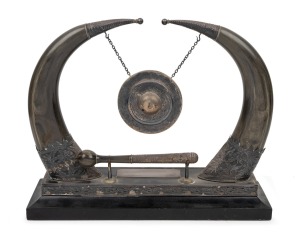 A vintage dinner gong, crafted from Buffalo horn with silver and silver plated mounts, 20th century, 35cm high, 43cm wide.
