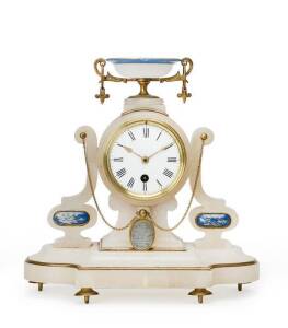 GOLDFIELDS Presentation clock with sterling silver plaque "From the Employees of Cameron's Free'd Gold Mine Co. to Mr Wm Smyth with Gold Albert as a token of their Esteem. Sept 2nd 1878". Gold was first discovered in Victoria on Donald Cameron's station i