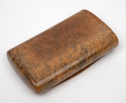 A Georgian tortoise shell snuff box with hand-painted woodgrain simulated finish inlaid with ivory and mother of pearl, 18th/19th century, 11cm wide. - 3