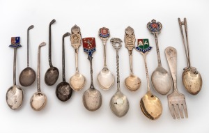 Assorted silver teaspoons and a fork, mixed origins and vintages, (14 items), 140 grams total.