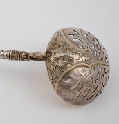 A fine quality antique English heavy gauge sterling silver sifting spoon with classical figural finial and vermeil gilt wash finish, made in London, circa 1872, 14.5cm long, 60 grams. - 2