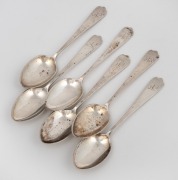 A set of six antique English sterling silver rat tail dog nose teaspoons by Atkin Brothers of Sheffield, circa 1911, 9.5cm long, 60 grams total.