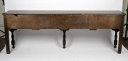 An antique English oak four drawer dresser base with original brass hardware and baluster turned legs, 18th century, 84cm high, 241cm wide, 45cm deep. - 4