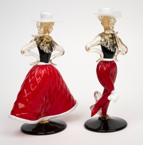 A pair of Murano glass dancing figure statues, mid 20th century, 18cm high.