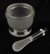 An Italian glass pharmaceutical mortar and pestle, 20th century, 12cm high, 14cm diameter. - 2