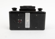 GOMZ Bakelite-body Sputnik stereo TLR camera, c. 1955, with twin T-22 75mm f4.5 lenses. - 2