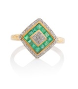 An Art Deco 9ct gold square form ring adorned with rows of emeralds and white diamonds, circa 1930s, stamped "375", ​​​​​​​2.4 grams.