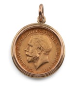 A 1923 Melbourne mint gold sovereign mounted in 9ct gold as a pendant, 10.6 grams total. - 2