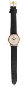 OMEGA vintage wristwatch in 9ct gold case with baton numerals and subsidiary seconds dial, original branded crown, buckle and box, 35mm wide including crown.