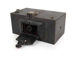KODAK: "No. 4 Panorama" rollfilm camera, c. 1910s.