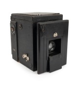 THORNTON-PICKARD: "Junior Special Ruby Reflex" SLR camera, c. 1920s, plate dimensions 13 x 7cm, Ross Homocentric 7" f6.3 lens.