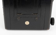 THORNTON-PICKARD: "Junior Special Ruby Reflex" SLR camera, c. 1920s, plate dimensions 13 x 7cm, Ross Homocentric 7" f6.3 lens. - 3