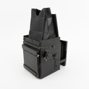 THORNTON-PICKARD: "Junior Special Ruby Reflex" SLR camera, c. 1920s, plate dimensions 8 x 10cm, Taylor-Hobson Cooke Anastigmat 5&frac34;" f4.5 lens. - 2
