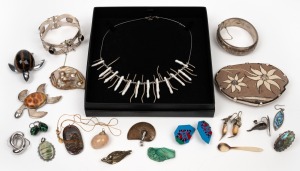 Assorted silver and costume jewellery including Australian designed examples, (qty).
