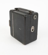 SIEMENS & HALSKE: C8 double-8 movie camera, c. 1939, Busch-Glaukar Anastigmat 13mm f2.5 lens. - 2