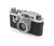 LEITZ: Leica IIIg rangefinder camera [#971819], c. 1956, with Elmar 50mm f2.8 lens [#1450283].