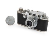 LEITZ: Leica IIIc rangefinder camera [#490543], c. 1940, with Summaron 35mm f3.5 lens and Leica lens cap.