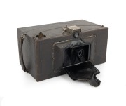 KODAK: "No. 4 Panoram-Kodak Model B" rollfilm camera, c. 1900s.