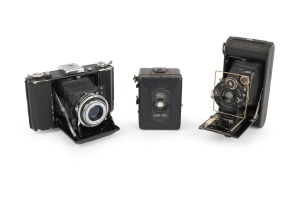 ZEISS IKON: Group of c 1930s cameras, comprising Ica Icarette, Zeiss Ikon Baby-Box, and Zeiss Ikon Nettar 515/16. (3 items)
