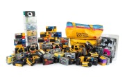 DISPOSABLE CAMERAS: A 1990s accumulation (mostly shells, the majority Kodak; nevertheless a good quantity unused in retail packaging), together with two Kodak insulated film bags. (70+ items)