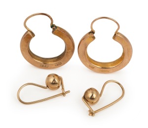 Two pairs of vintage 9ct gold earrings, 20th century, ​​​​​​​2.5 grams total.