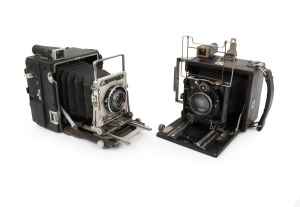 PRESS CAMERAS: Two c. 1940s examples, comprising side-handle Graflex Speed Graphic (plate dimensions 8.5 x 10.5cm/Optar 135mm f4.7/Wollensak Graphex shutter) and one of similar size (Rodenstock Doppel Anastigmat Eurynar 150mm f3.5 lens/Compur shutter).