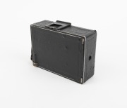 VOIGTL&Auml;NDER: Avus folding camera, c. 1914, plate dimensions 9 x 6cm, Skopar 105mm f4.5 lens, Compur shutter, waist-level and sports frame finder combination. - 4