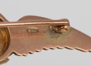 A WW2 King George VI crown ROYAL NAVY AIR ARM 9ct gold and enamel sweetheart brooch, circa 1940, 5cm wide, 5,1 grams. - 2