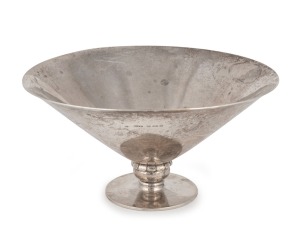 GEORG JENSEN Art Deco Danish silver footed bowl, No. 512 designed by GUNDORPH ALDERTUS, 7cm high, 13.5cm wide, 176 grams.