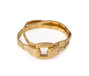 CELIN RENATO vintage Italian 18ct gold triple strand designer bracelet, 20th century, stamped "CELIN, 750" with star mark, 41.7 grams total.