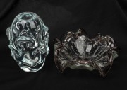 BJ&Ouml;RN AUGUSTSSON (attributed) Scandinavian melting ice glass vase; together with a Murano bullicante glass bowl with amethyst blush, mid 20th century, (2 items), the vase 14cm high. - 2