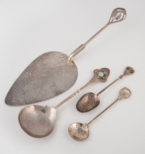 Australian silver cake slice, serving spoon, teaspoon and mustard spoon, 20th century, (4 items), the largest 19cm long, 74 grams total.