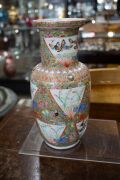 A pair of famille rose antique Chinese export porcelain vases, 19th century, ​​​​​​​36cm high. - 6